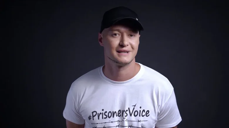 Лідер гурту “Бумбокс” Хливнюк оприлюднив фото з фронту