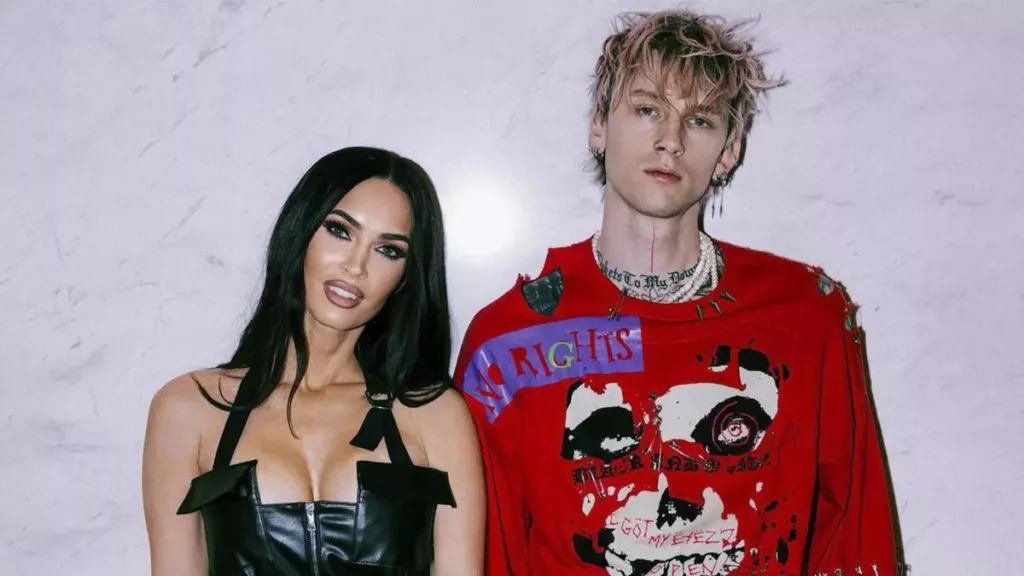 Меган Фокс та Machine Gun Kelly знову разом: зірка робить все можливе, щоб зберегти відносини