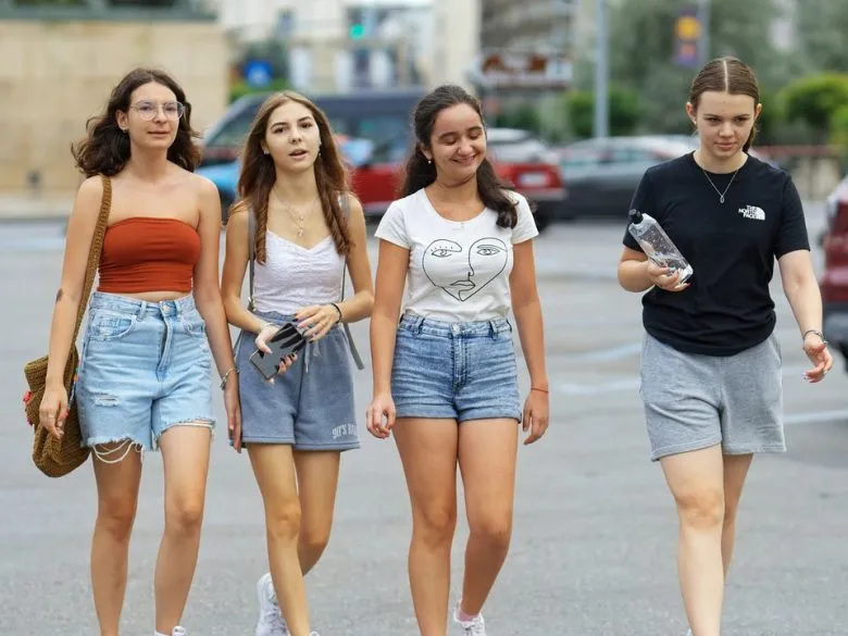 Помилки, яких припускаються батьки підлітків і їх наслідки