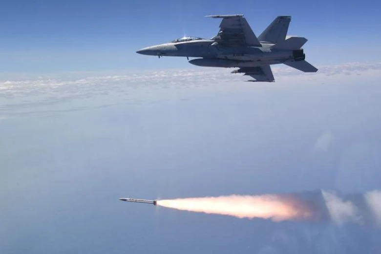 Польша заключила соглашение на закупку 200 ракет AARGM-ER у США