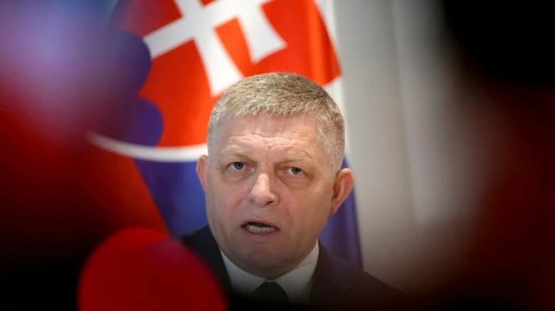Фицо предлагает Зеленскому встречу в Давосе во время экономического форума