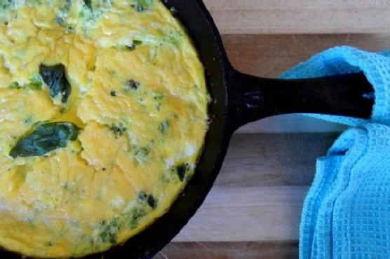Zucchini & Basil Frittata: смачна та корисна запіканка з кабачків