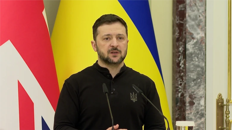 Зеленский прокомментировал военную помощь США Украине после решения Трампа