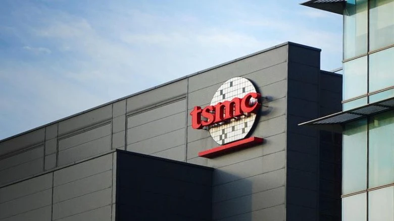 TSMC начинает массовое производство 4-нм чипов в США