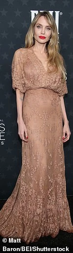 Critics Choice Awards 2025: Ярчайшие звезды красной дорожки