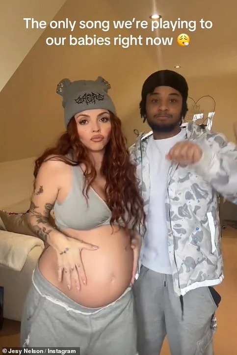 Jesy Nelson показала животик в возрасте 33 лет, ожидая двойню с бойфрендом