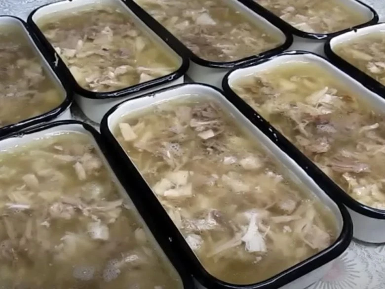 Полезен ли холодец для кожи и костей: мнение врачей