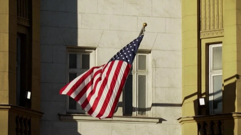 Анализ угроз: разведка США исследует переговоры о завершении войны с Россией