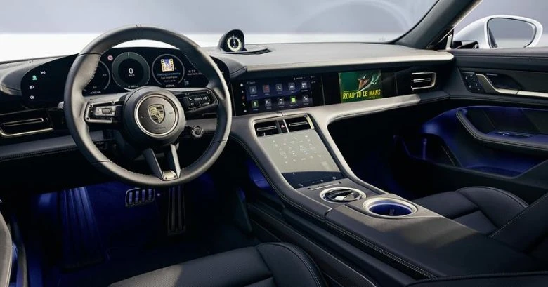 Porsche обновляет систему PCM для автомобилей 2026 года