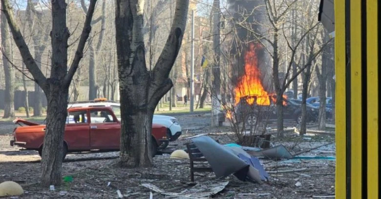 Атака на Херсон: загибель чоловіка та двоє поранених