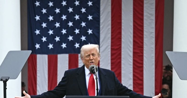 Трамп підвищив тарифи на китайські товари до 125% та оголосив паузу для 75 країн