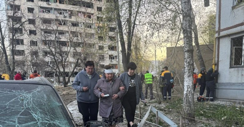 Підрив ракети в повітрі: масштабні руйнування та жертви у Харкові