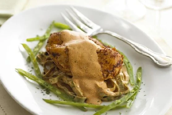 Alouette Chicken Paprika: смачна курка з паприкою та вершковим сиром