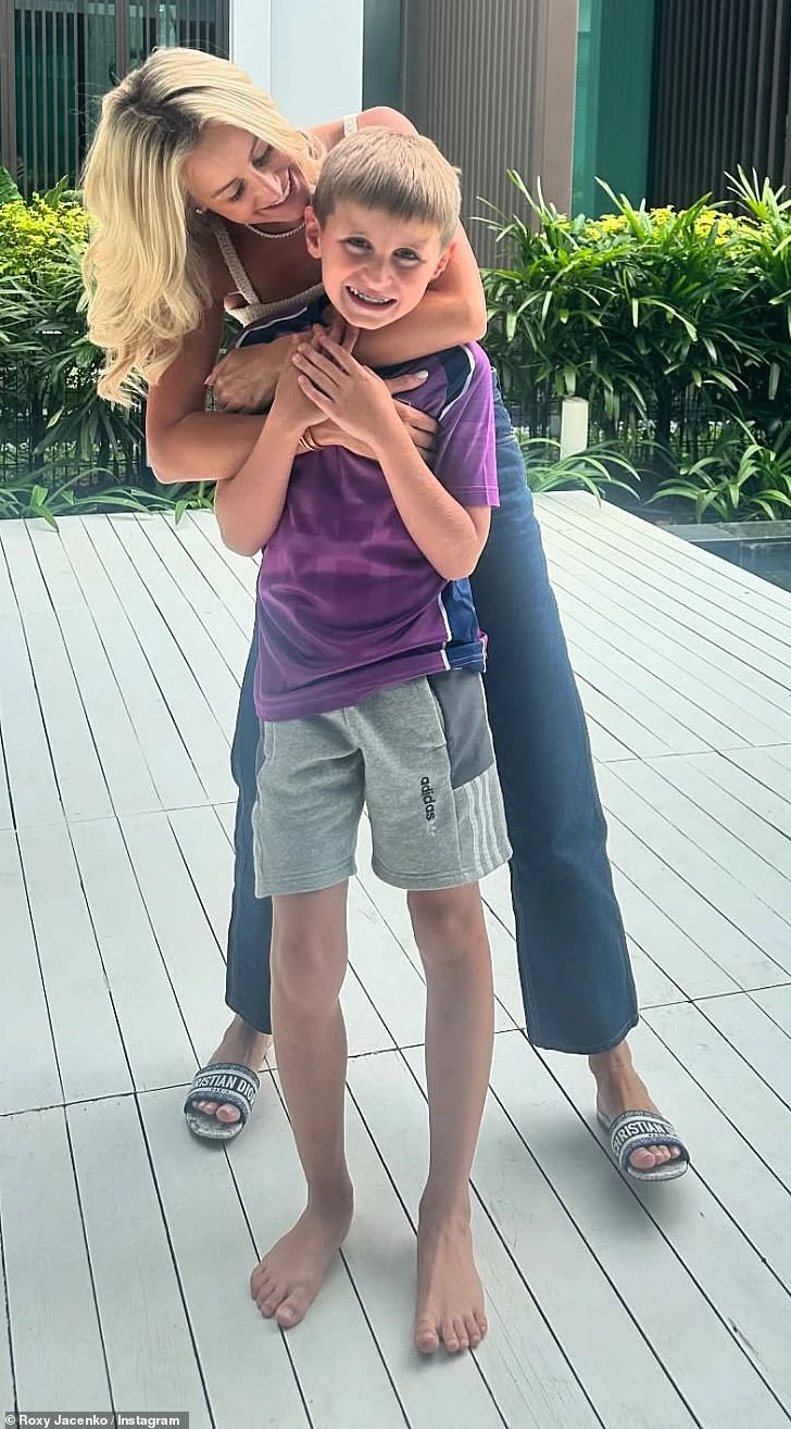 Roxy Jacenko ділиться курйозом із сина, який засмутився через безлад у ‘солодкому ящику’