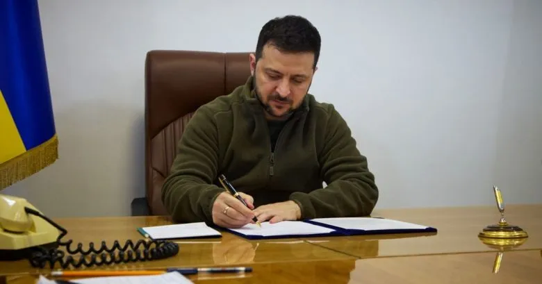 Зеленский ввел новые санкции: Аристович, Олешко и Бондаренко в списках