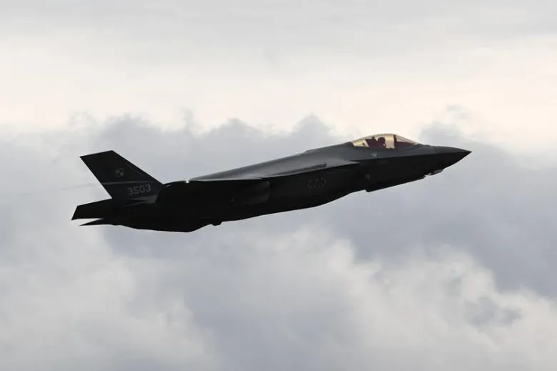 США розробляють винищувач F-55 і готують модернізацію F-22 Super Raptor