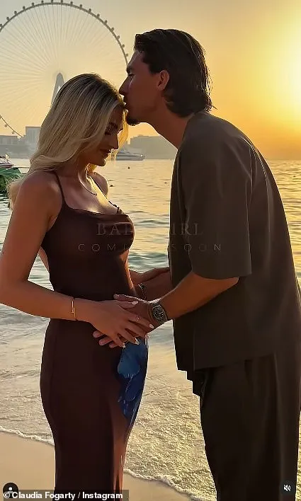 Клавдія Фогарті з Love Island очікує на першу дитину з футболістом Оллі Кренкшоу