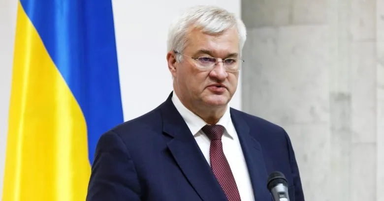 Сибіга обговорив мирні зусилля України з представниками США та НАТО в Анталії