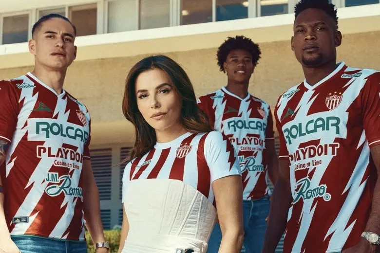 Ева Лонгория стала совладелицей легендарного футбольного клуба Necaxa