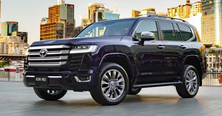 Новий Toyota Land Cruiser 300 Hybrid: потужність, характеристики і старт продажів