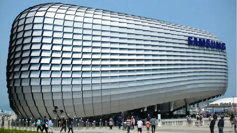 Samsung Electronics сократила 10 тысяч сотрудников в 2024 году: основные причины и последствия