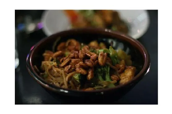 Kung Po Chicken: смачна страва для любителів пікантної їжі