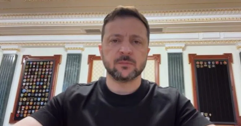 Зеленский подтвердил готовность Украины к переговорам о полном прекращении огня