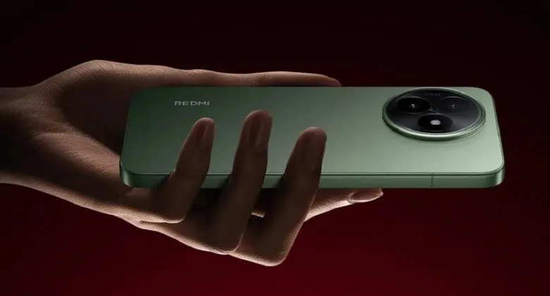 Електрокар YU7 і флагманський смартфон Redmi K80 Ultra встановили рекорди продажів у Китаї