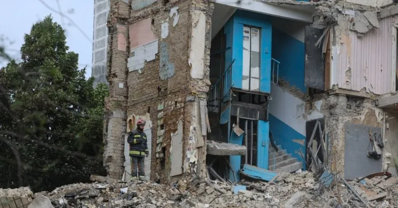 Масовані російські атаки: понад 30 загиблих і понад 200 поранених в Україні за добу
