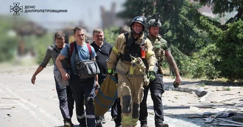 Чотири загиблих і 17 поранених у Самарі біля Дніпра внаслідок ракетної атаки рф