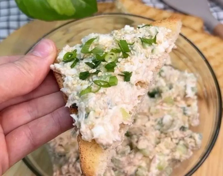 Рецепт намазки с колбасой и арахисом для вкусного перекуса