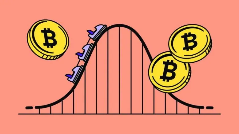 Биткойн резко упал до $117 000 после рекордного роста выше $123 000