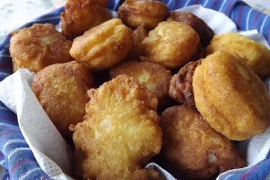 Hush Puppies: смачні та прості коржі з кукурудзяного борошна