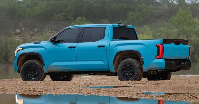 Обновленный пикап Toyota Tundra 2026: новый дизайн, оснащение и цена