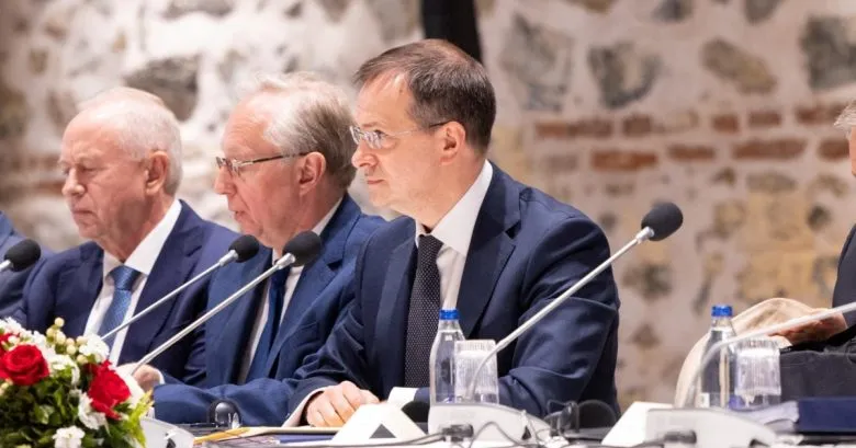 Російське військово-історичне товариство під керівництвом Мединського збирає кошти для армії та навчає дітей в окупованих регіонах