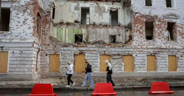Армія рф атакувала дронами центр Сум: поранені двоє людей, серед них дитина