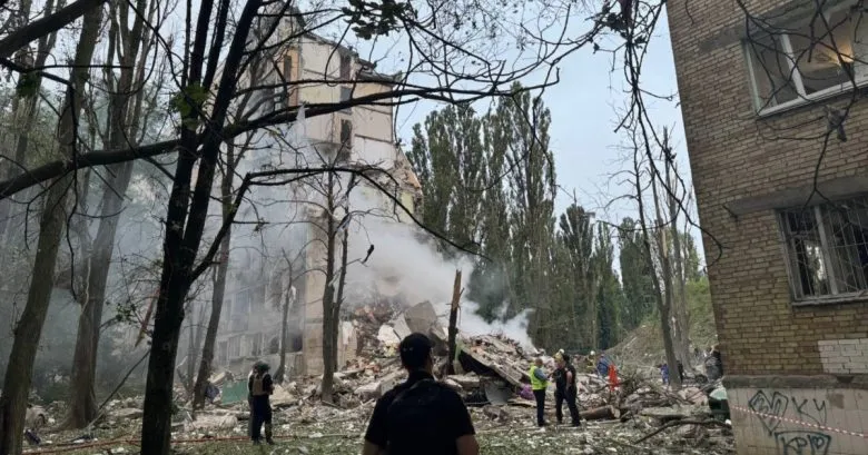 В Киеве после ночной атаки рф погибли 6 человек, более 50 раненых, повреждено более 27 объектов