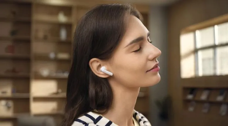 Huawei FreeBuds SE 4: бюджетные наушники с активным шумоподавлением и до 50 часов работы