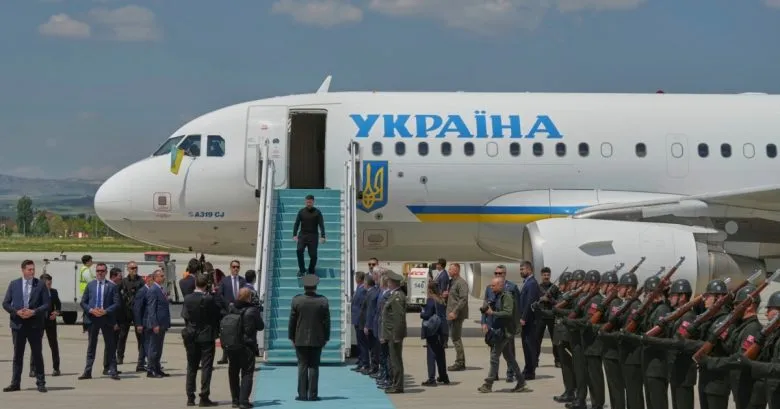 Зеленський прибув до Берліна для переговорів із Мерцем і участі у відеоконференції з Трампом