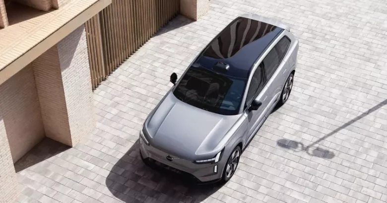 Volvo EX90 2026: швидка зарядка, інноваційні функції безпеки й оновлення для власників