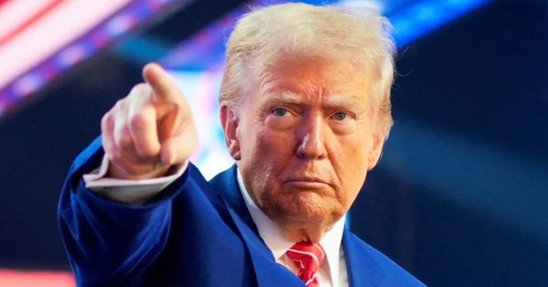 Трамп анонсировал возможную встречу с Зеленским и Путиным несмотря на глубокую вражду