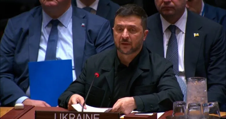 Зеленський: Китай може зупинити війну, адже росія повністю залежить від нього