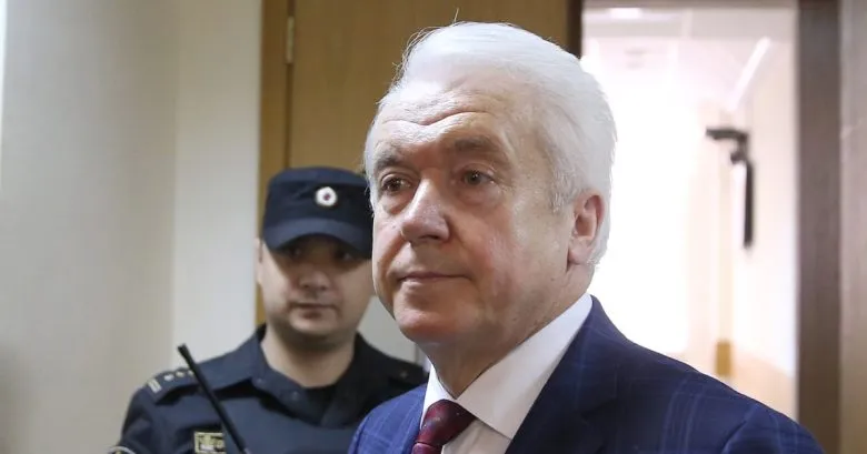 ВАКС частично конфисковал имущество экс-нардепа Олийника по запросу Минюста