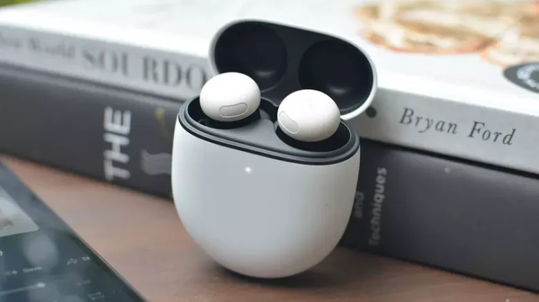Google випустила оновлення Pixel Buds Pro 2: Adaptive Audio, управління жестами та покращення Gemini Live