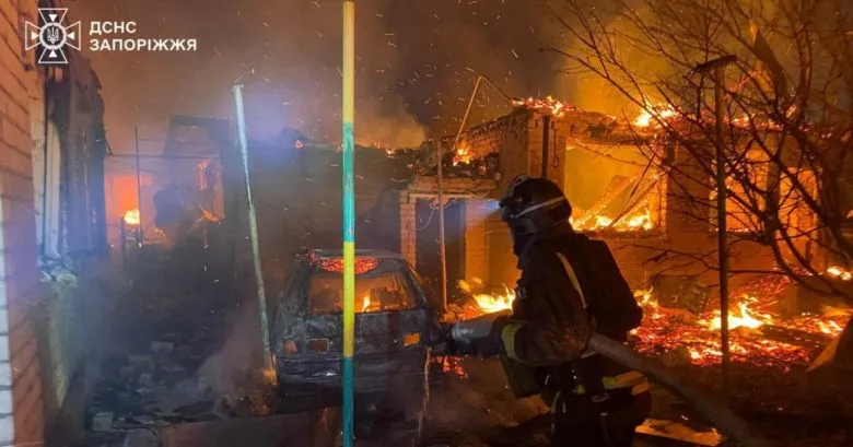 Російські війська атакували Запорізький район: пожежі, відключення світла та загроза нових ударів