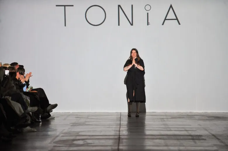Колекція TONiA SS’26 на UFW: ренесансні мотиви у сучасній моді