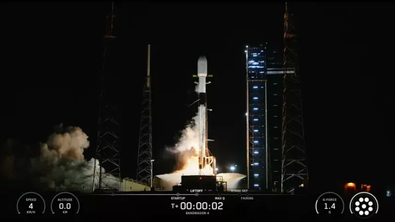 Falcon 9 успешно вывел на орбиту 18 спутников во время миссии Bandwagon-4