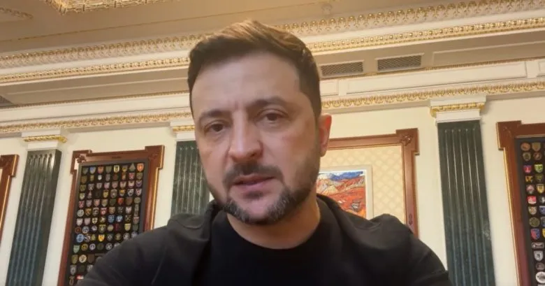 Зеленский обсудил мирные инициативы и ограничения поставок компонентов в Россию с министром армии США