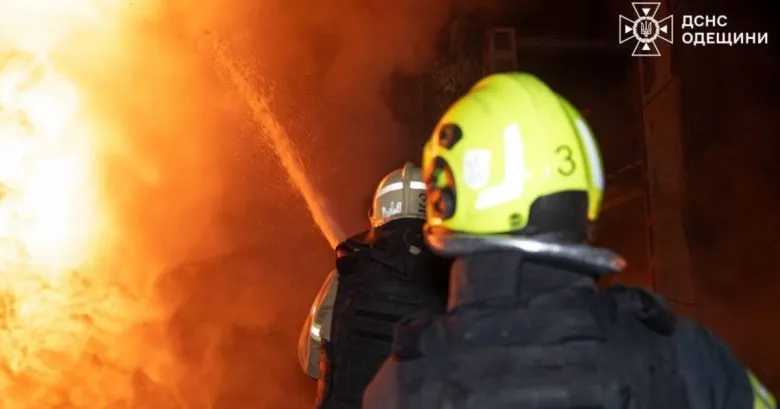 В Одесі внаслідок нічного удару рф постраждали 22 людини, зруйновано житлові будинки