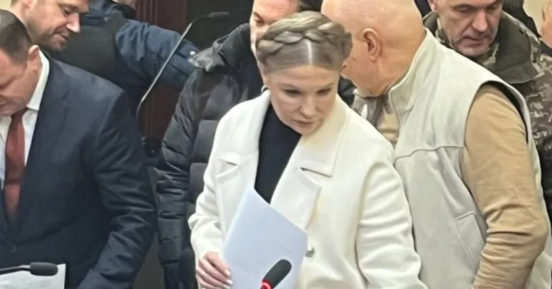 Юлия Тимошенко появилась в суде Киева для избрания меры пресечения в деле о подкупе депутатов